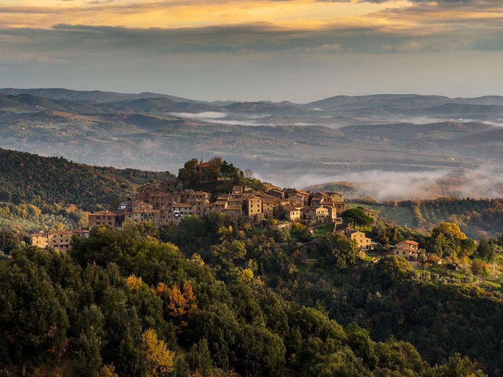 Poggio Alla Rocca Рокастрада Екстериор снимка