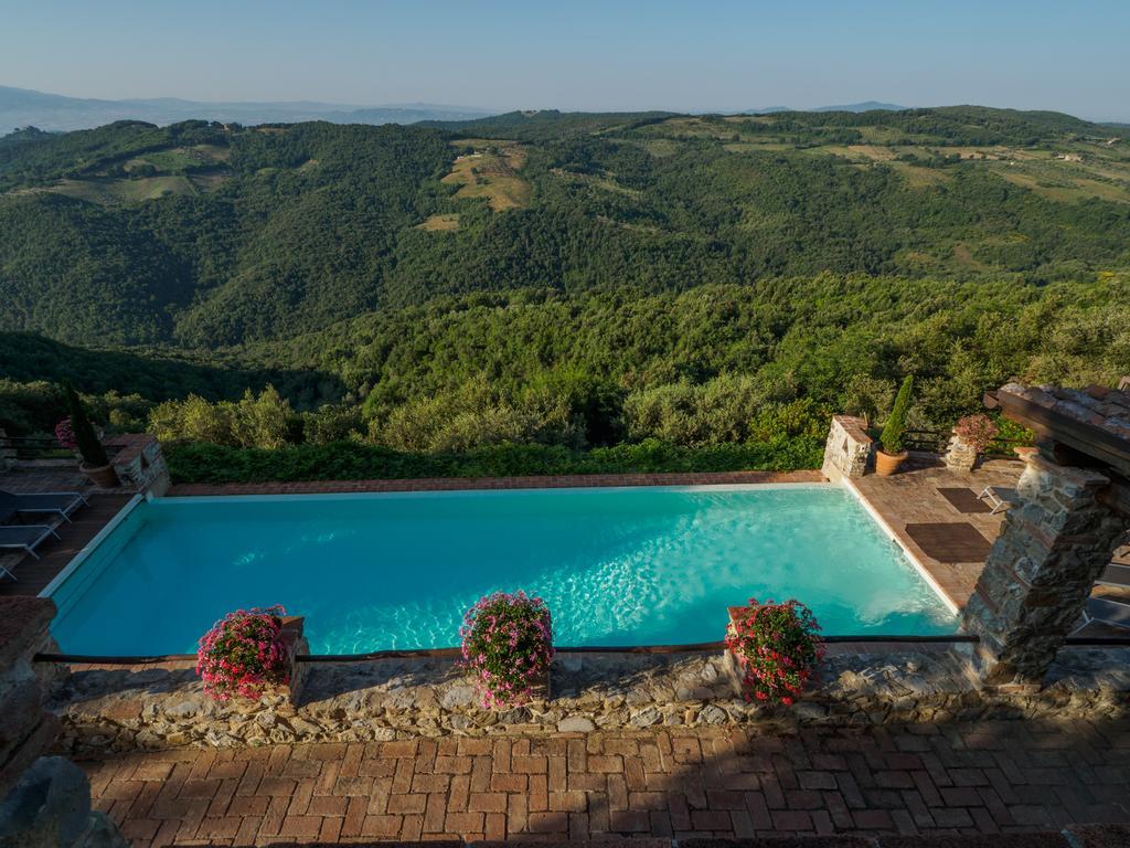 Poggio Alla Rocca Рокастрада Екстериор снимка