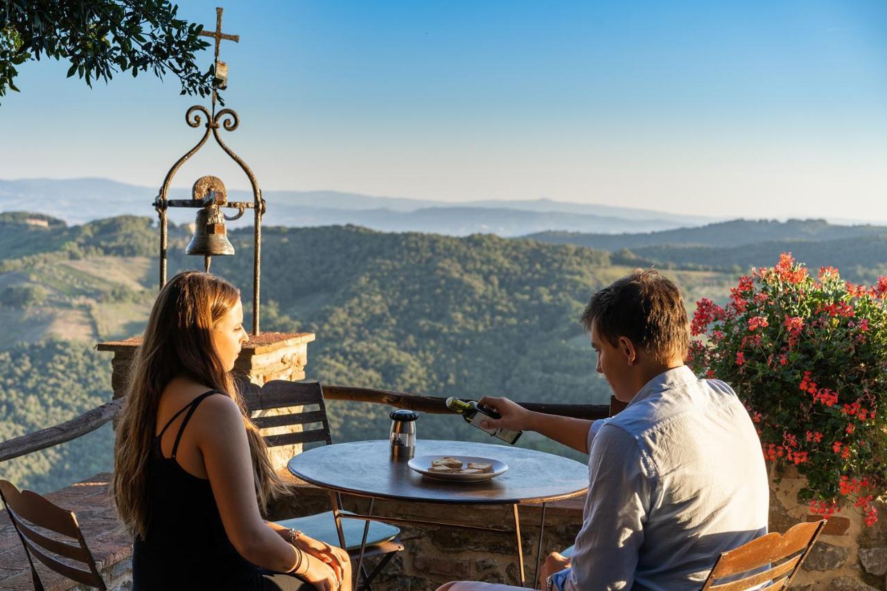 Poggio Alla Rocca Рокастрада Екстериор снимка